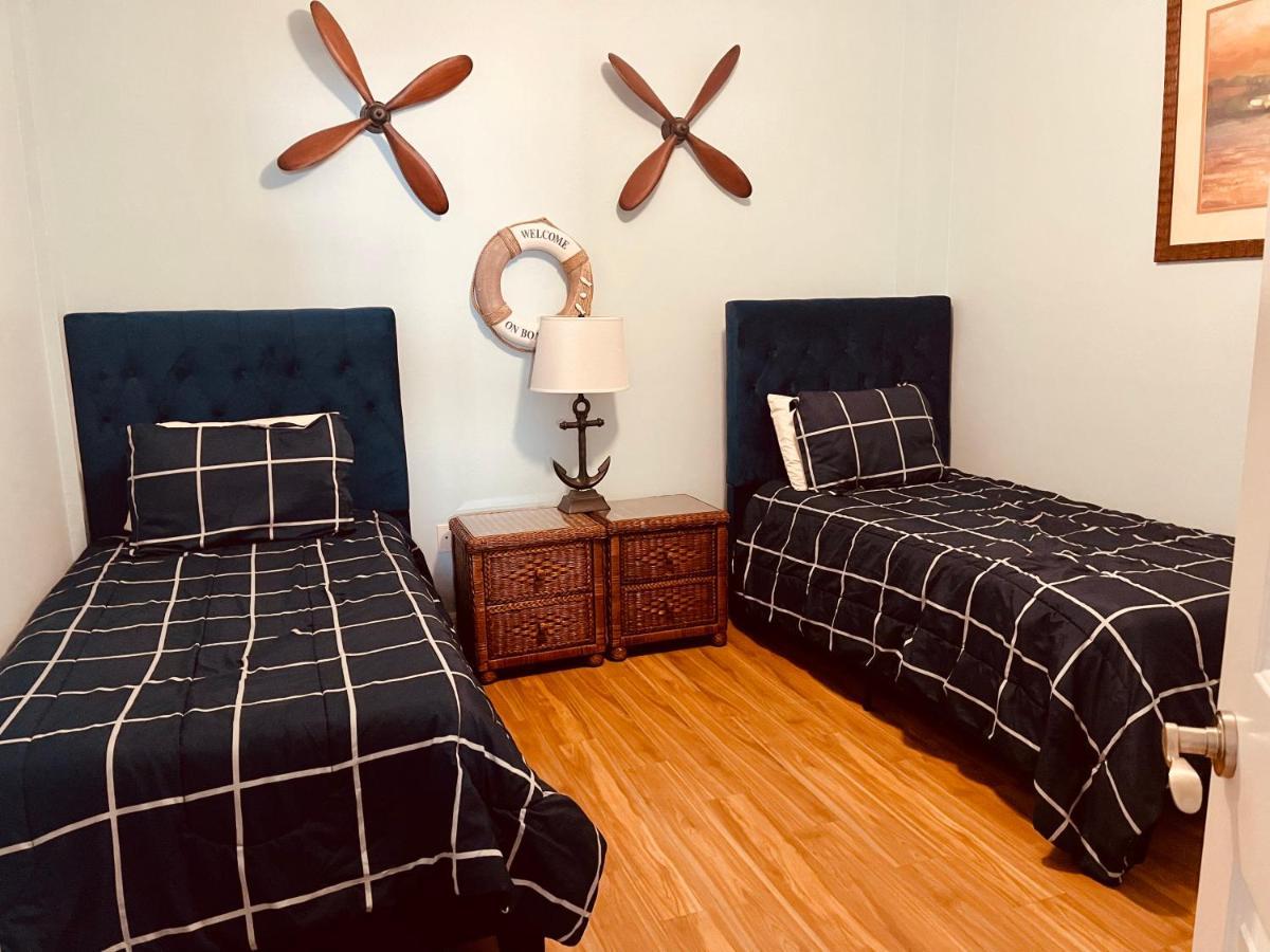 Gulf Coast Gold Private Condo - 2Bed, 2Bath, Sleep 6, Across Street From Beach, Balcony Views Of Sunsets, Beach & Gulf, Pool, Gym St. Pete Beach Exteriér fotografie